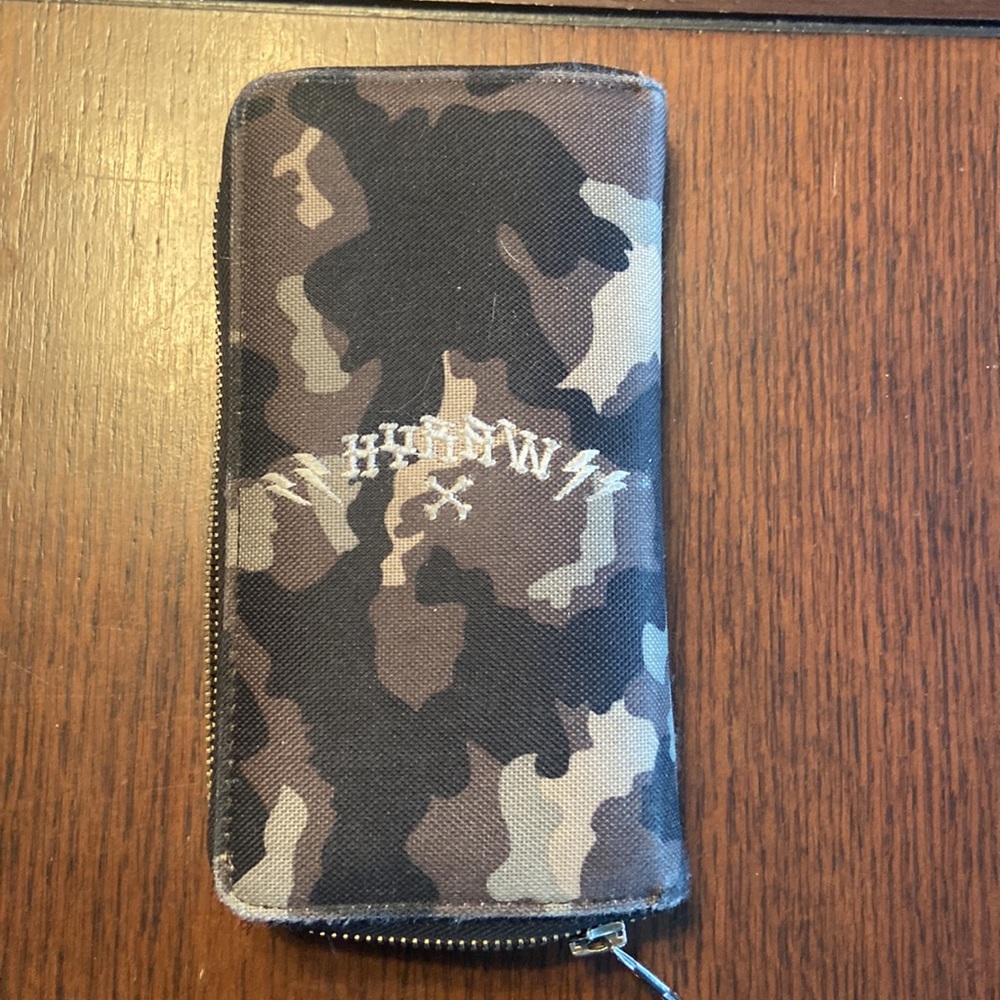 Wallet - Picture 2 of 3